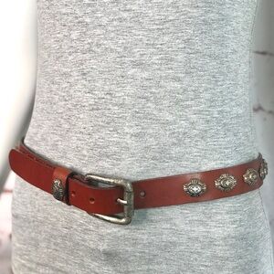 NEIMAN MARCUS Vintage Brown Leather Pewter Coastal Cowgirl Conch Belt Sz Large